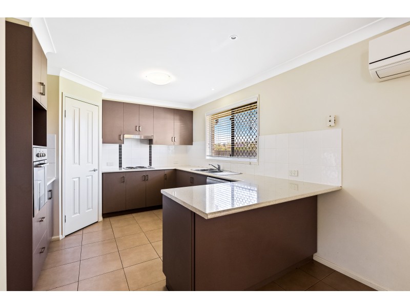 6 Dixon Court, Wilsonton Heights QLD 4350