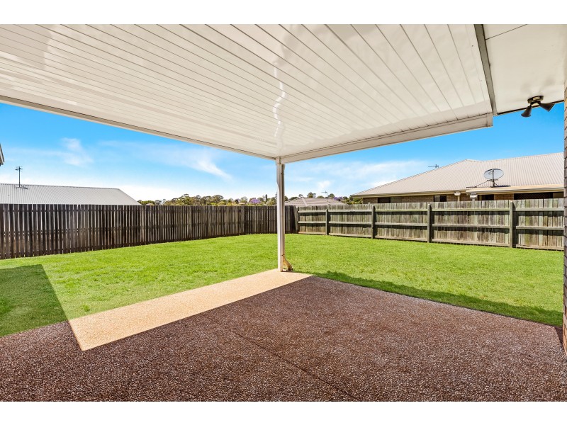 6 Dixon Court, Wilsonton Heights QLD 4350