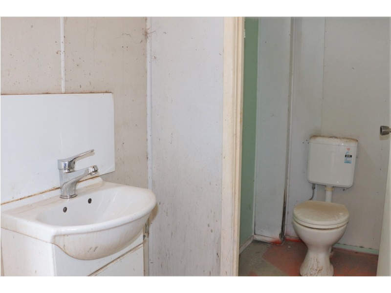 54 Priest Street, Rockville QLD 4350