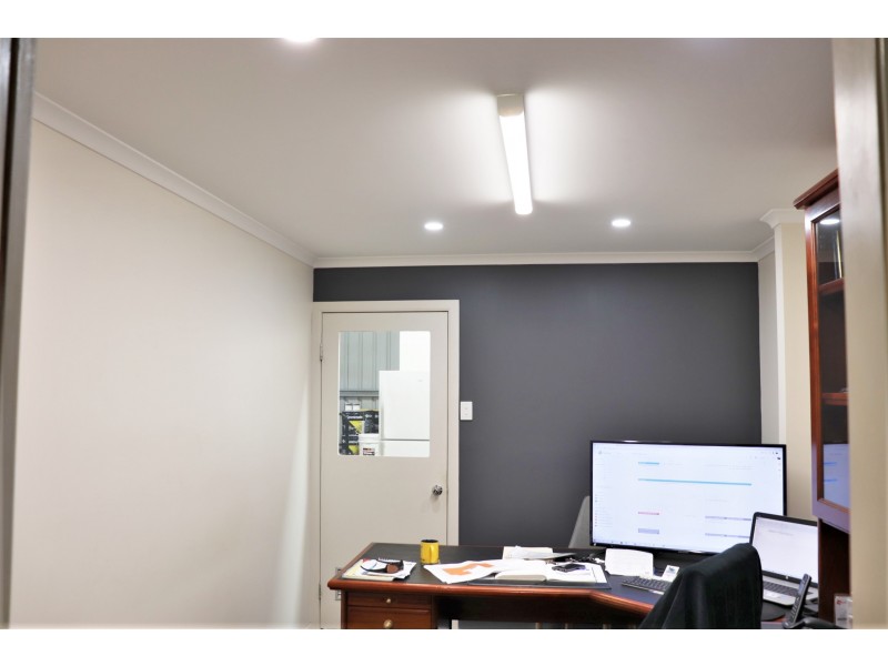 Shed 1/9 Progress Court, Harlaxton QLD 4350