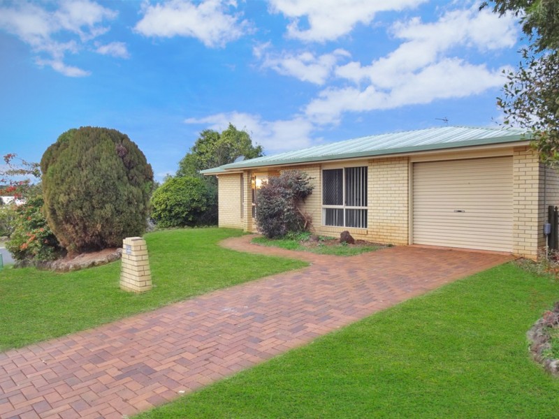 2 Donna Court, Kearneys Spring QLD 4350