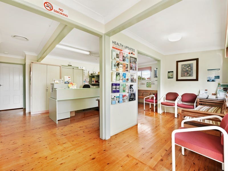 369-371 Bridge Street, Wilsonton QLD 4350