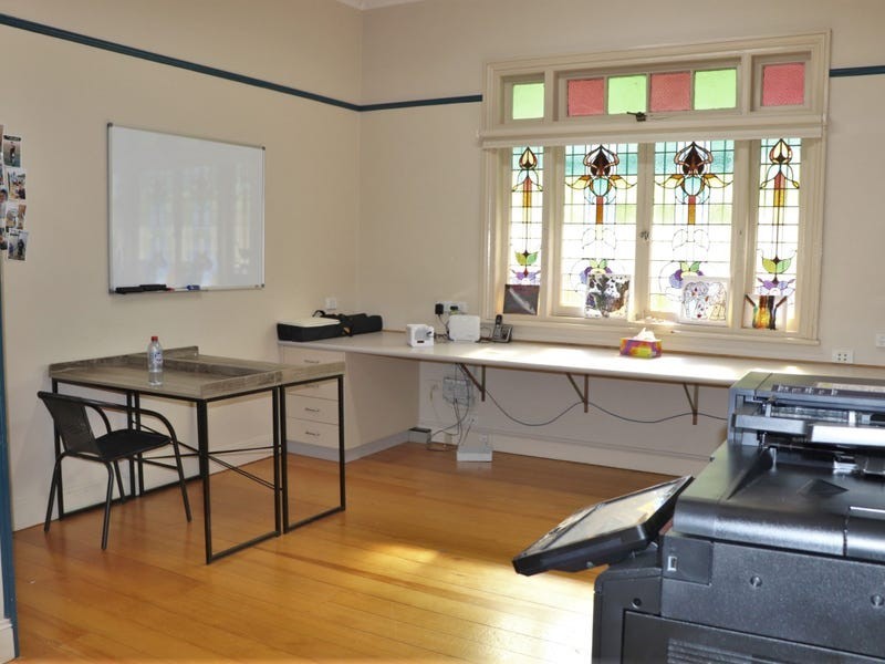 3 Thomas Street, East Toowoomba QLD 4350