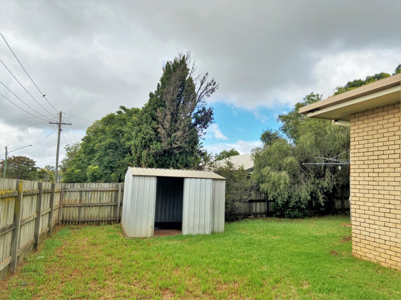 34 Seppelt Street, Wilsonton Heights QLD 4350