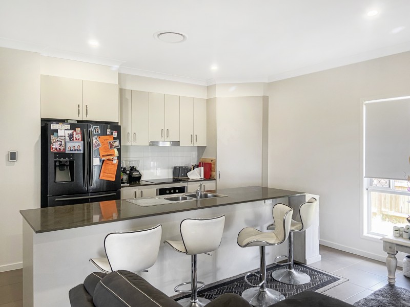 30 Negrita Street, Harristown QLD 4350