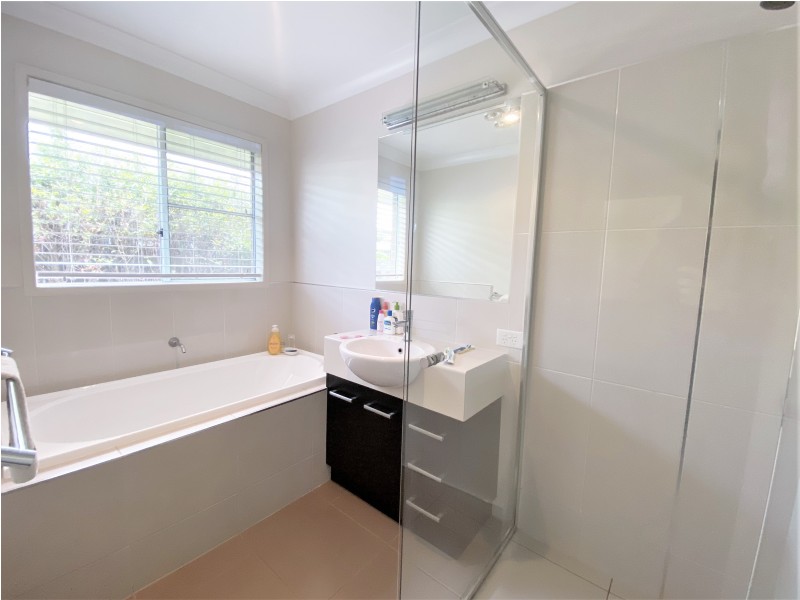 128 Kearney Street, Kearneys Spring QLD 4350