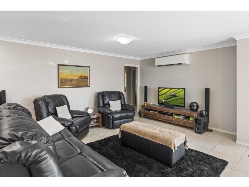 28 Smythe Drive, Highfields QLD 4352