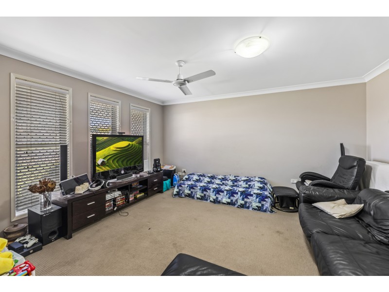 28 Smythe Drive, Highfields QLD 4352