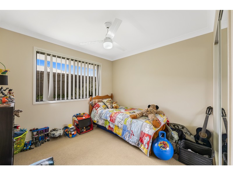 15 Cashmore Street, Wyreema QLD 4352
