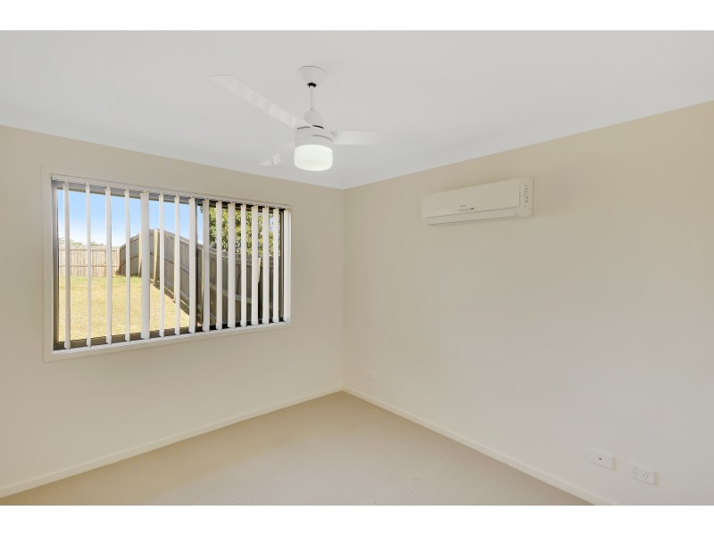 Unit 1/38 Weebah Place, Cambooya QLD 4358