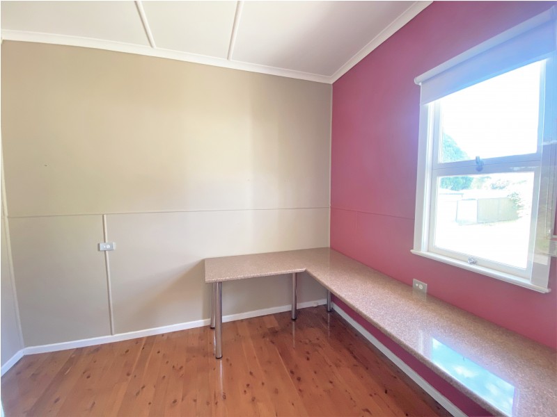 19 South Street, Rangeville QLD 4350