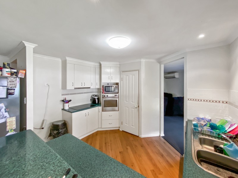 4 Chifley Court, Middle Ridge QLD 4350