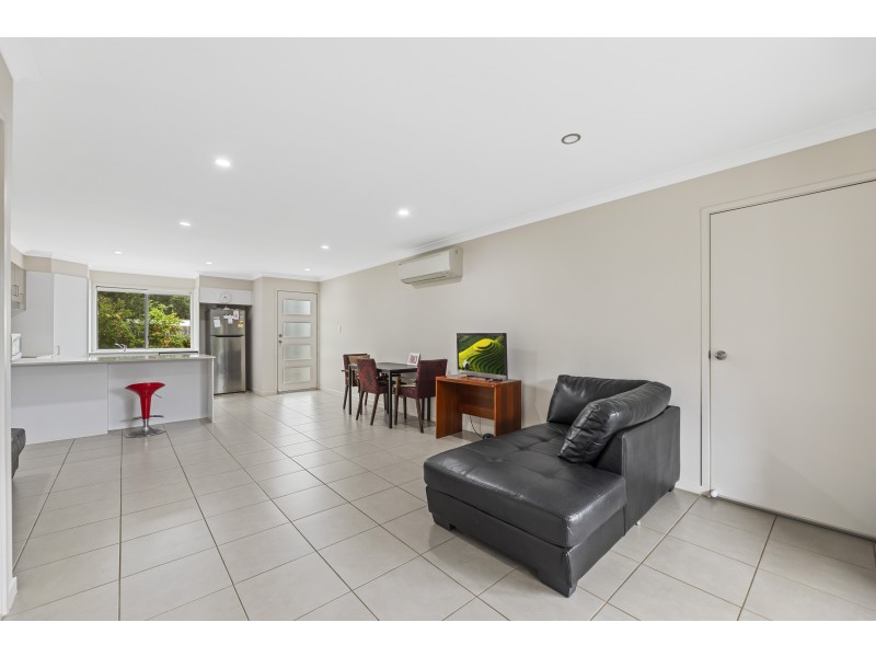 Unit 3/28 Swallow Court, Newtown QLD 4350