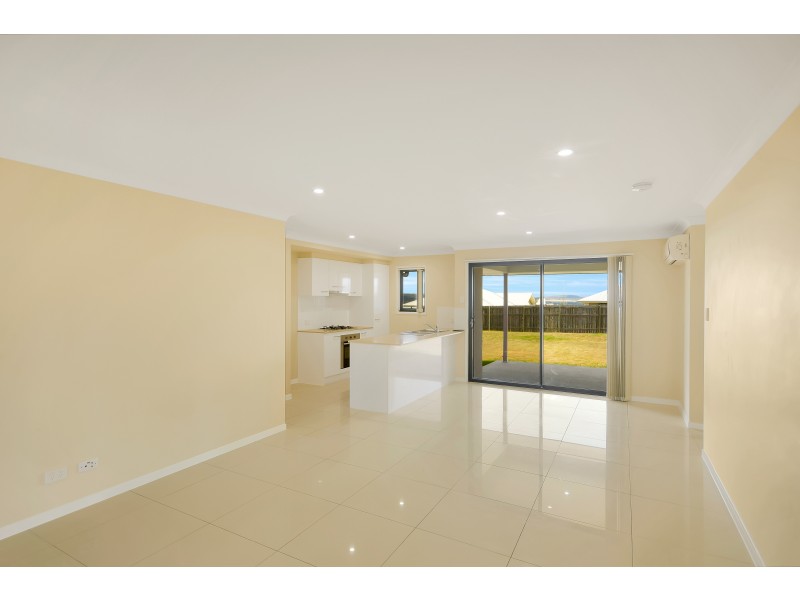 26 Tarcoola Street, Wyreema QLD 4352