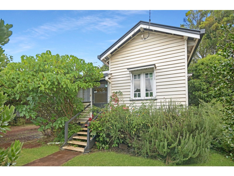 22 Jennings Street, South Toowoomba QLD 4350