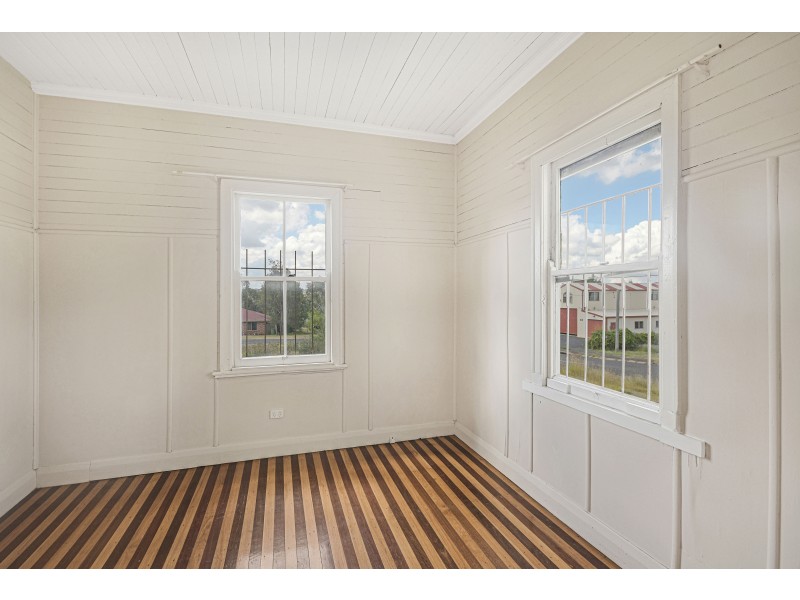 3 Vanity Street, Rockville QLD 4350