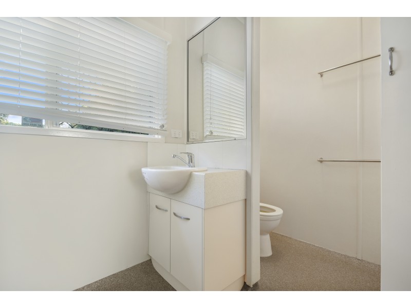 8 Veronica Court, Centenary Heights QLD 4350