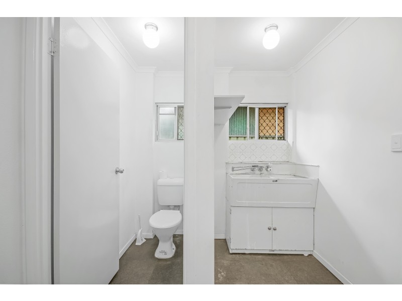 379 Hume Street, Kearneys Spring QLD 4350