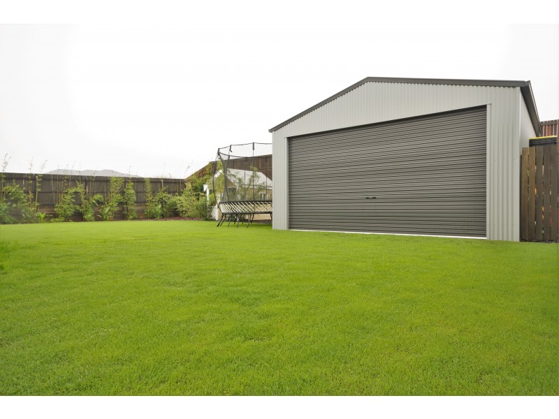 15 Webcke Crescent, Kleinton QLD 4352