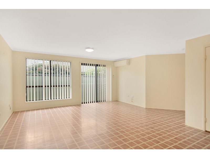 6 Shamrock Court, Middle Ridge QLD 4350