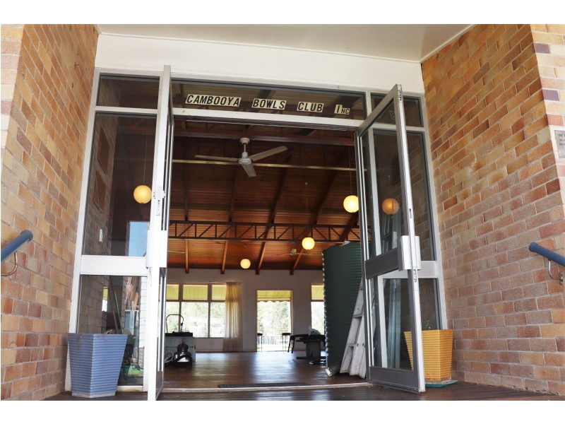 15 Lucy Street, Cambooya QLD 4358