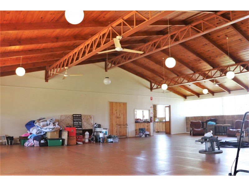 15 Lucy Street, Cambooya QLD 4358