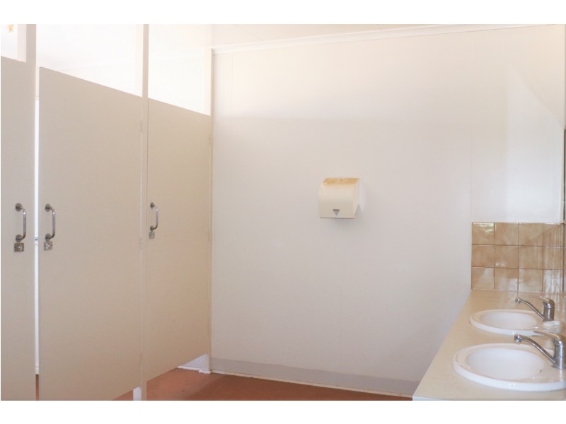 15 Lucy Street, Cambooya QLD 4358