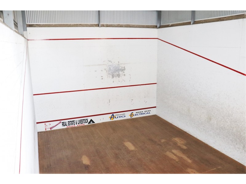 16 Evans Street, Pittsworth QLD 4356