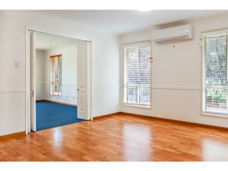 15 McLachlan Drive, Highfields QLD 4352