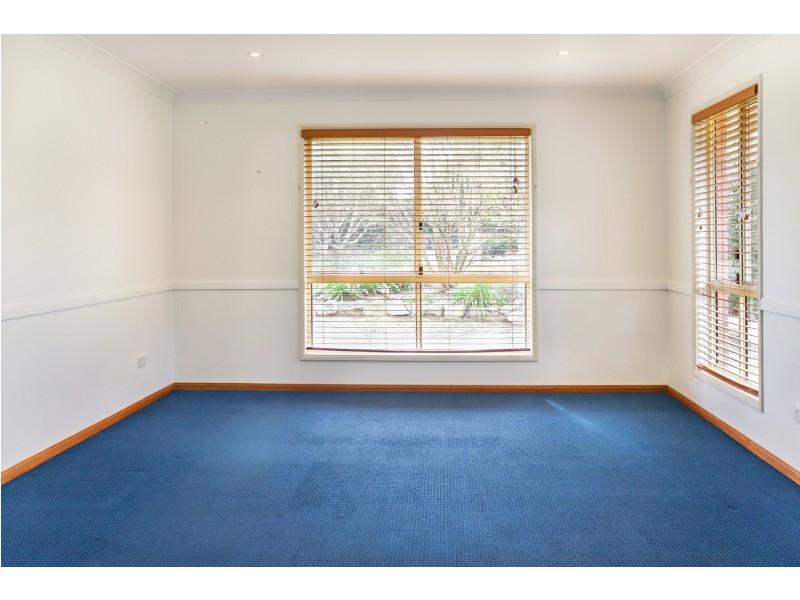 15 McLachlan Drive, Highfields QLD 4352