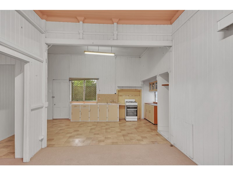 243a Bridge Street, Newtown QLD 4305