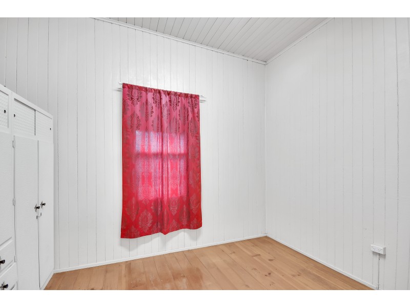 243a Bridge Street, Newtown QLD 4305