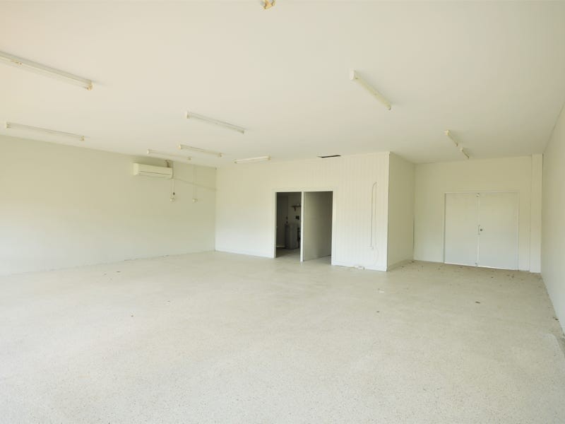 Shop 9/837 Ruthven Street, Kearneys Spring QLD 4350