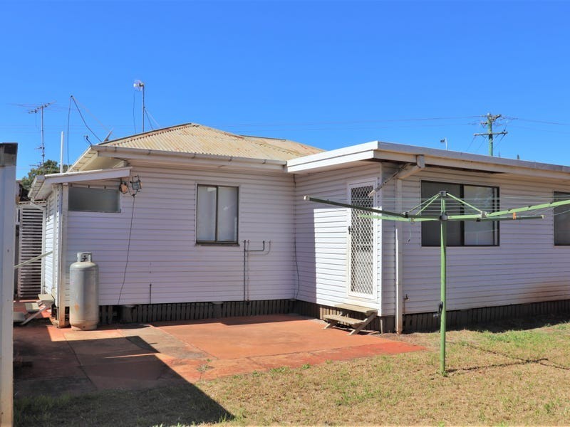 145-147 Anzac Avenue, Harristown QLD 4350