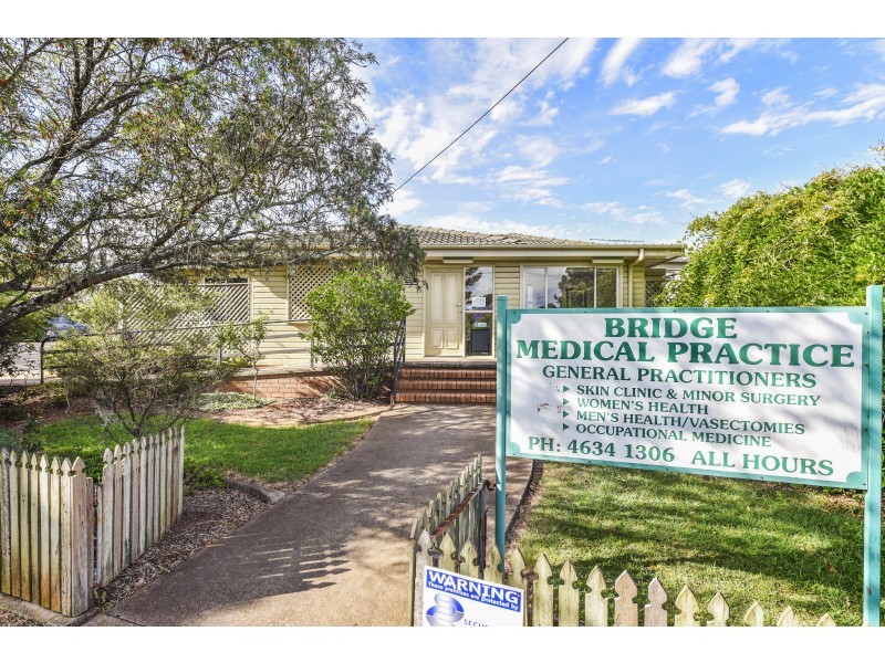 369-371 Bridge Street, Wilsonton QLD 4350