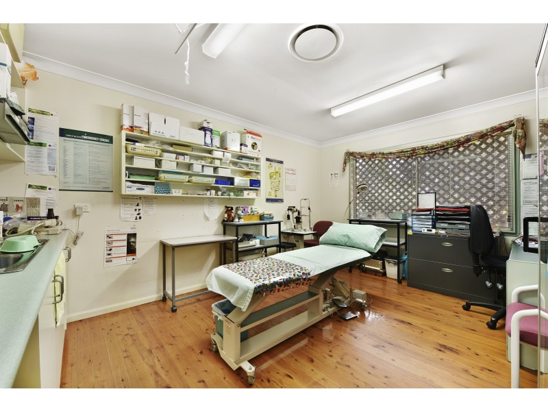 369-371 Bridge Street, Wilsonton QLD 4350