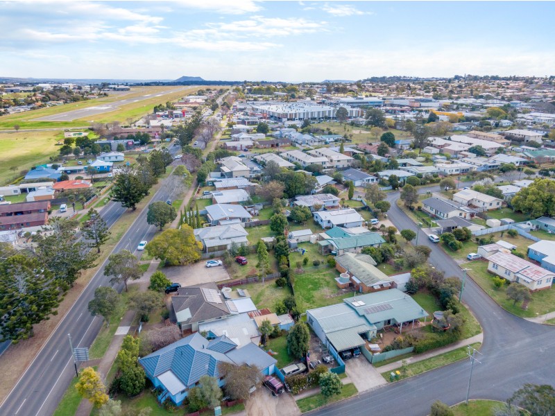 369-371 Bridge Street, Wilsonton QLD 4350