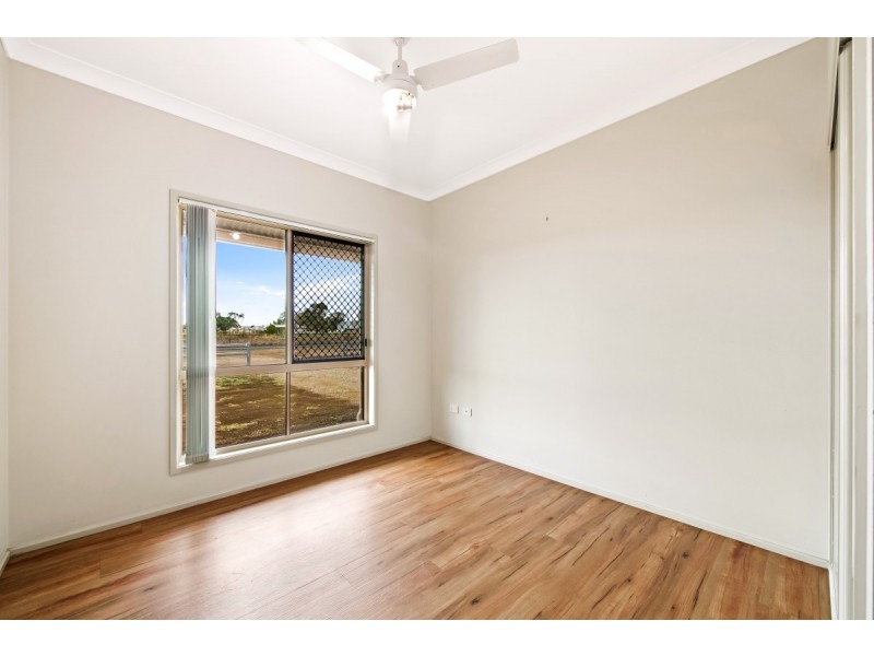 38 Railway Street, Cambooya QLD 4358