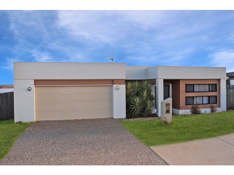 32 Tarcoola Street, Wyreema QLD 4352