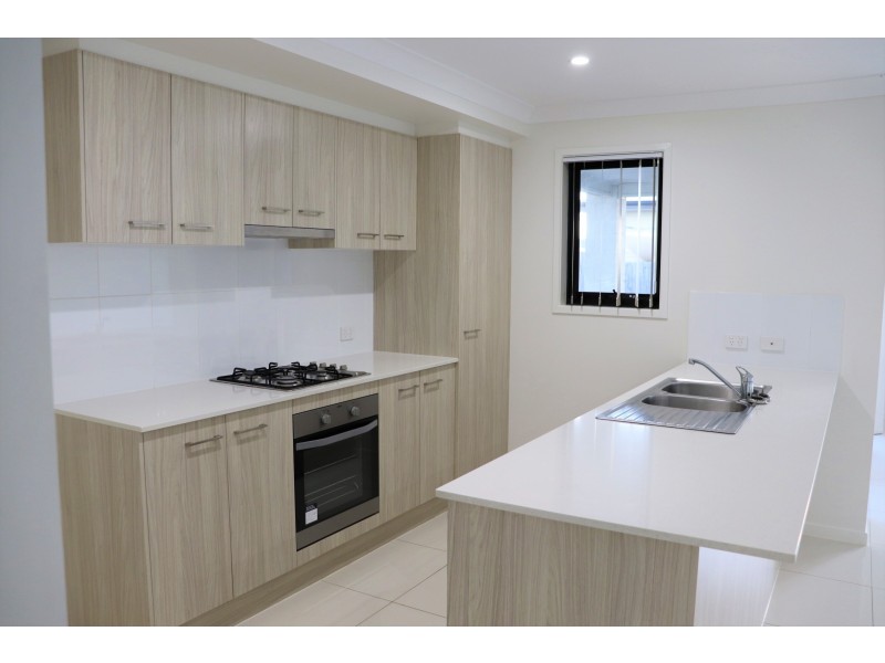 32 Tarcoola Street, Wyreema QLD 4352