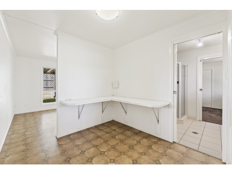 20 Fay Court, Kearneys Spring QLD 4350