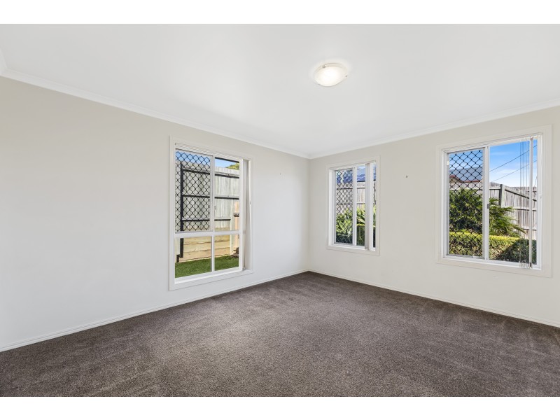 20 Fay Court, Kearneys Spring QLD 4350