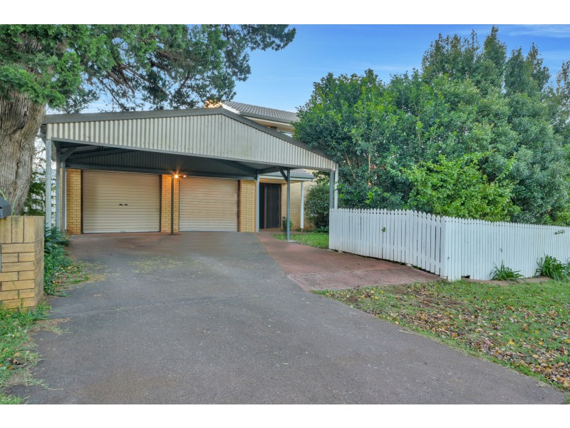 49 Knockator Crescent, Centenary Heights QLD 4350
