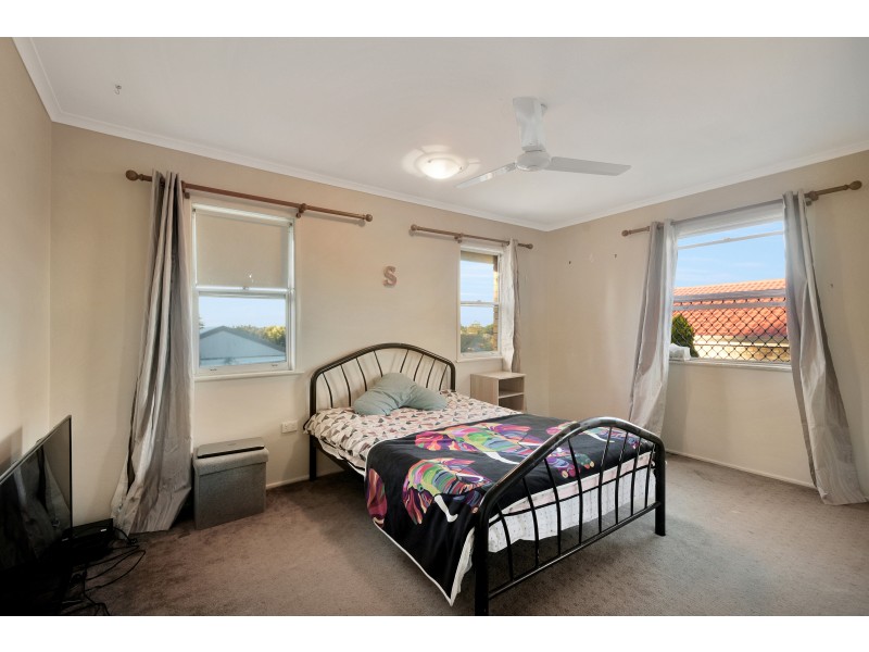 49 Knockator Crescent, Centenary Heights QLD 4350
