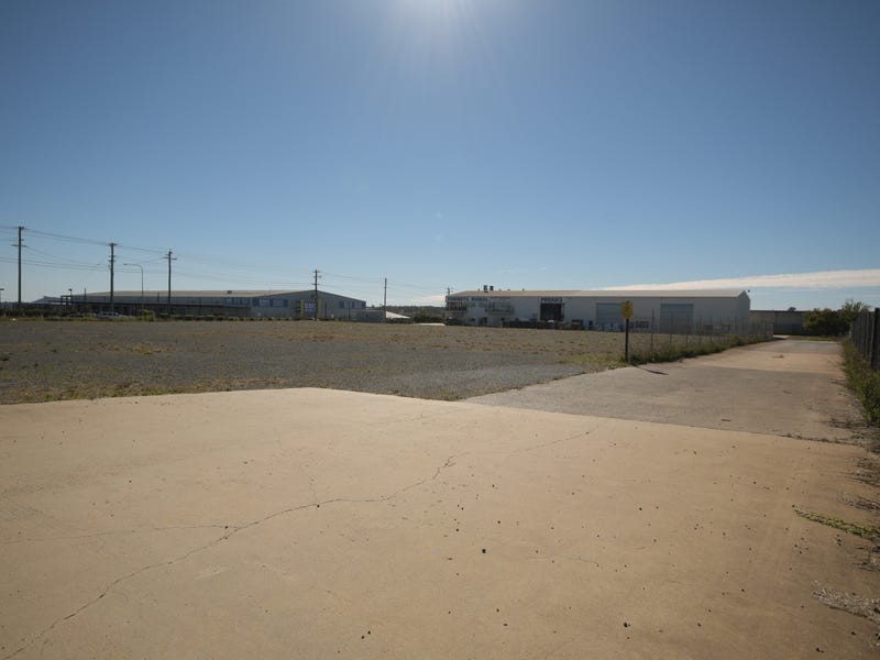 530-536 Boundary Street, Wilsonton QLD 4350