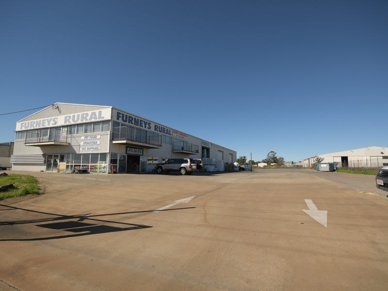 526 – 528 Boundary Street, Wilsonton QLD 4350