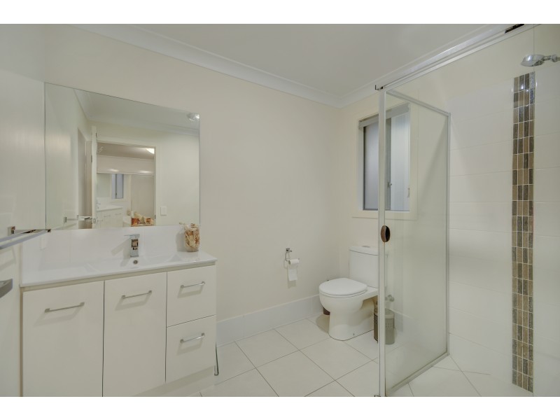 22 Minnett Street, Glenvale QLD 4350