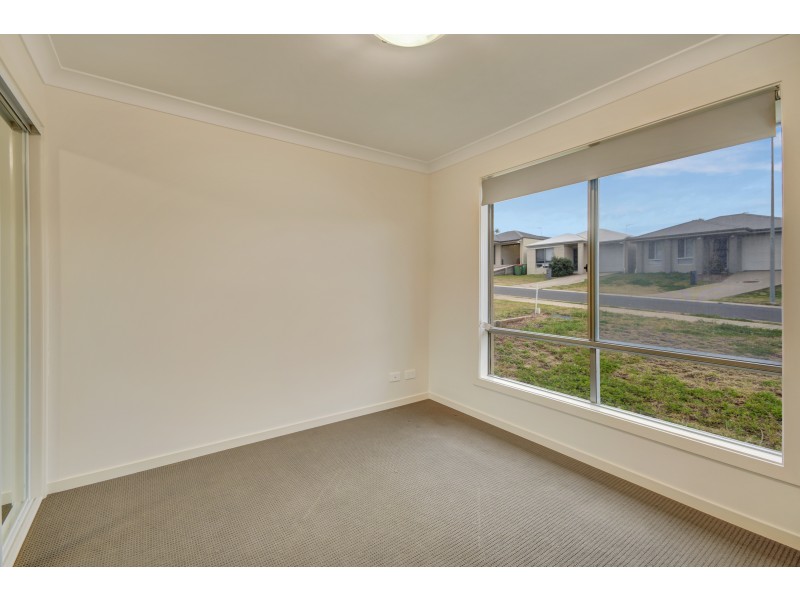 22 Minnett Street, Glenvale QLD 4350