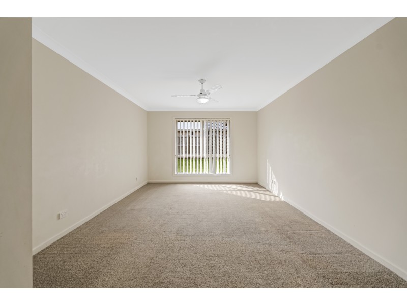 22 Wandoo Crescent, Westbrook QLD 4350