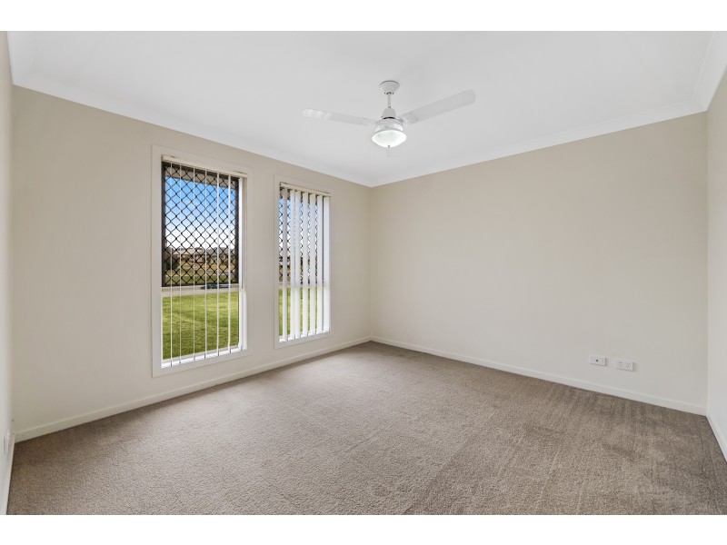22 Wandoo Crescent, Westbrook QLD 4350